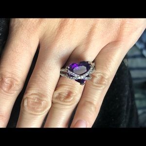 Amethyst heart ring